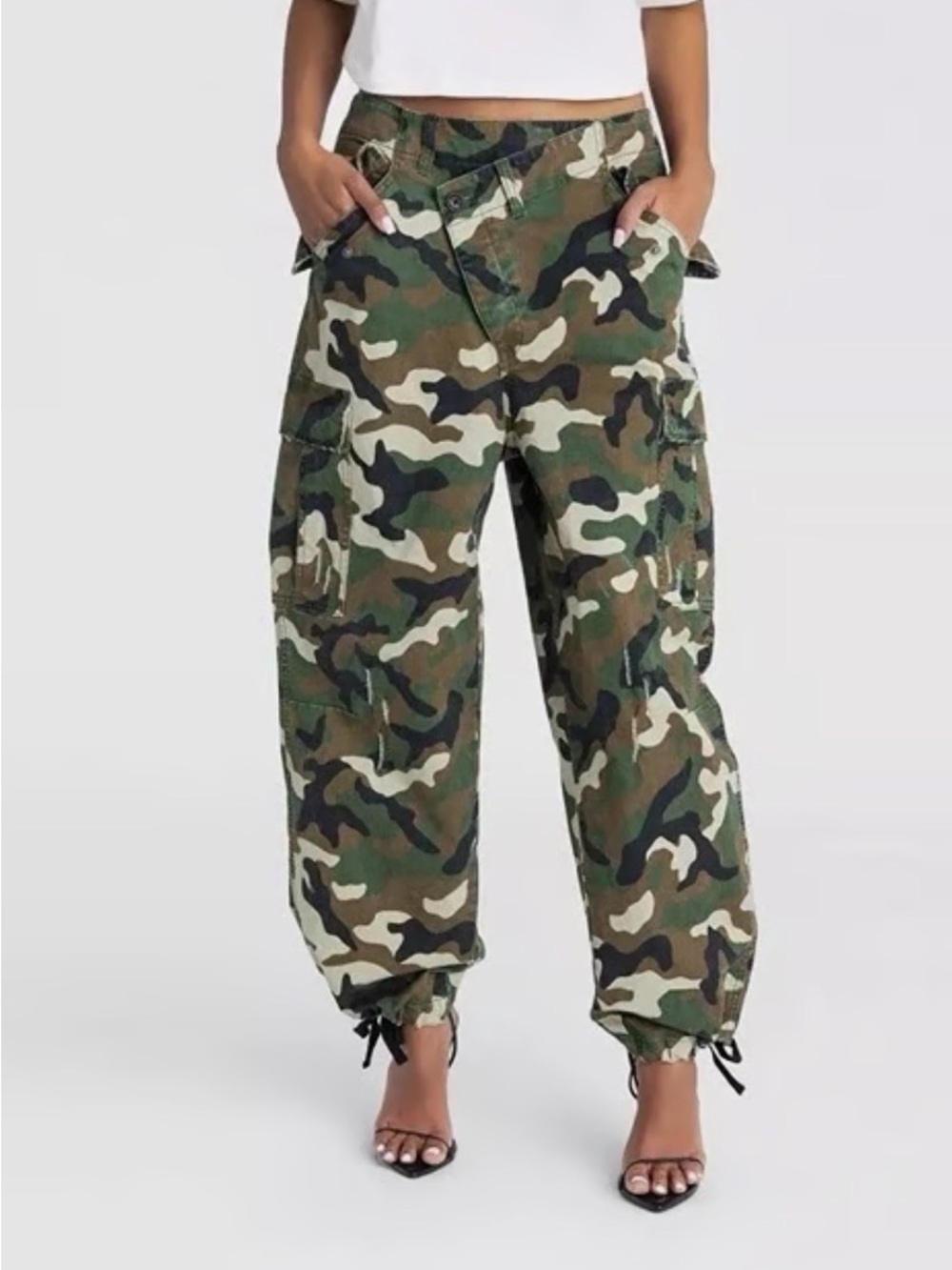 KBB Women's Camo Cargo Jogger Pants - Green Camo